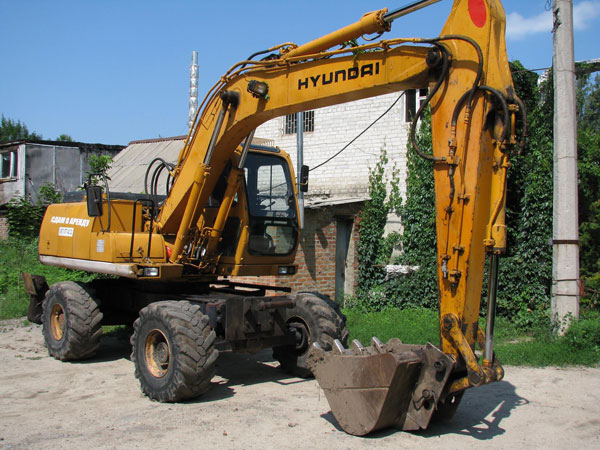 экскаватор Hyundai Robex 130W